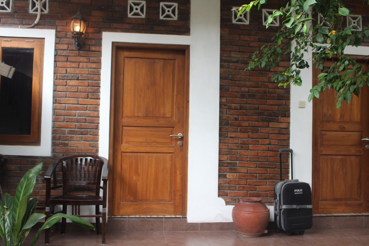 Rumah Pathuk Syariah Homestay Джокьякарта Экстерьер фото