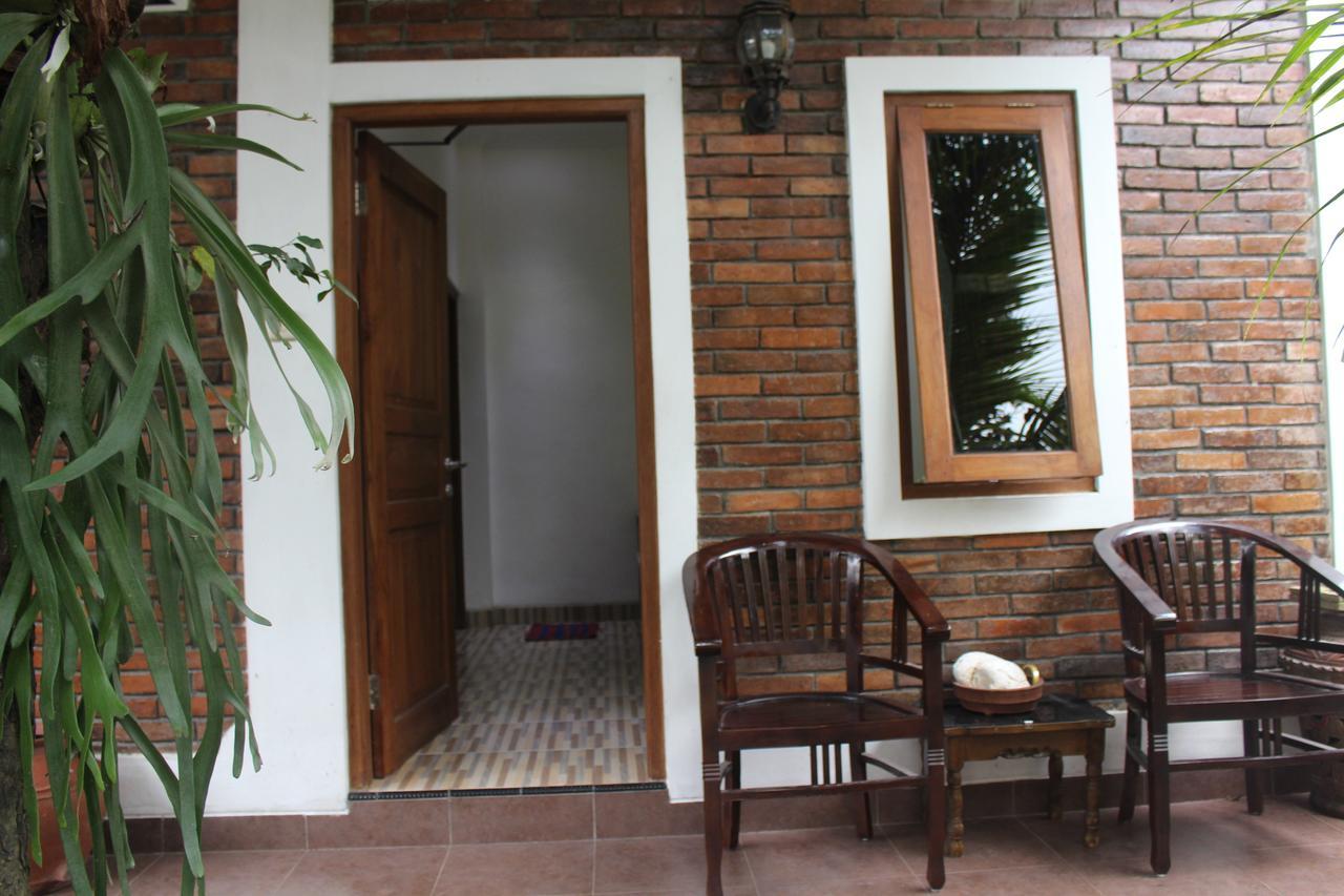 Rumah Pathuk Syariah Homestay Джокьякарта Экстерьер фото
