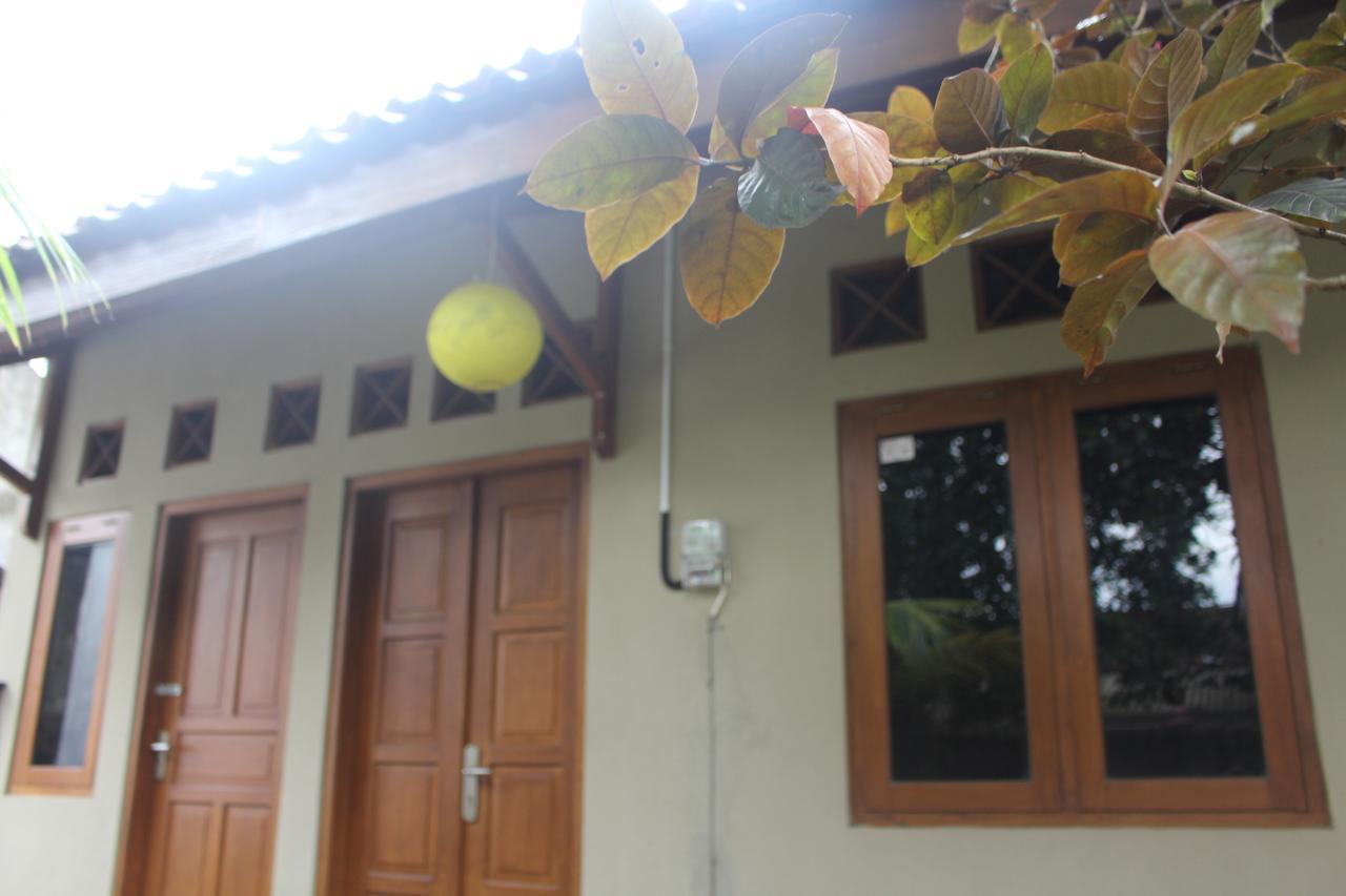 Rumah Pathuk Syariah Homestay Джокьякарта Экстерьер фото
